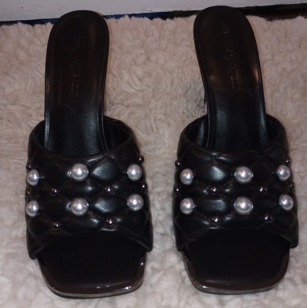 Karl Lagerfield Heels